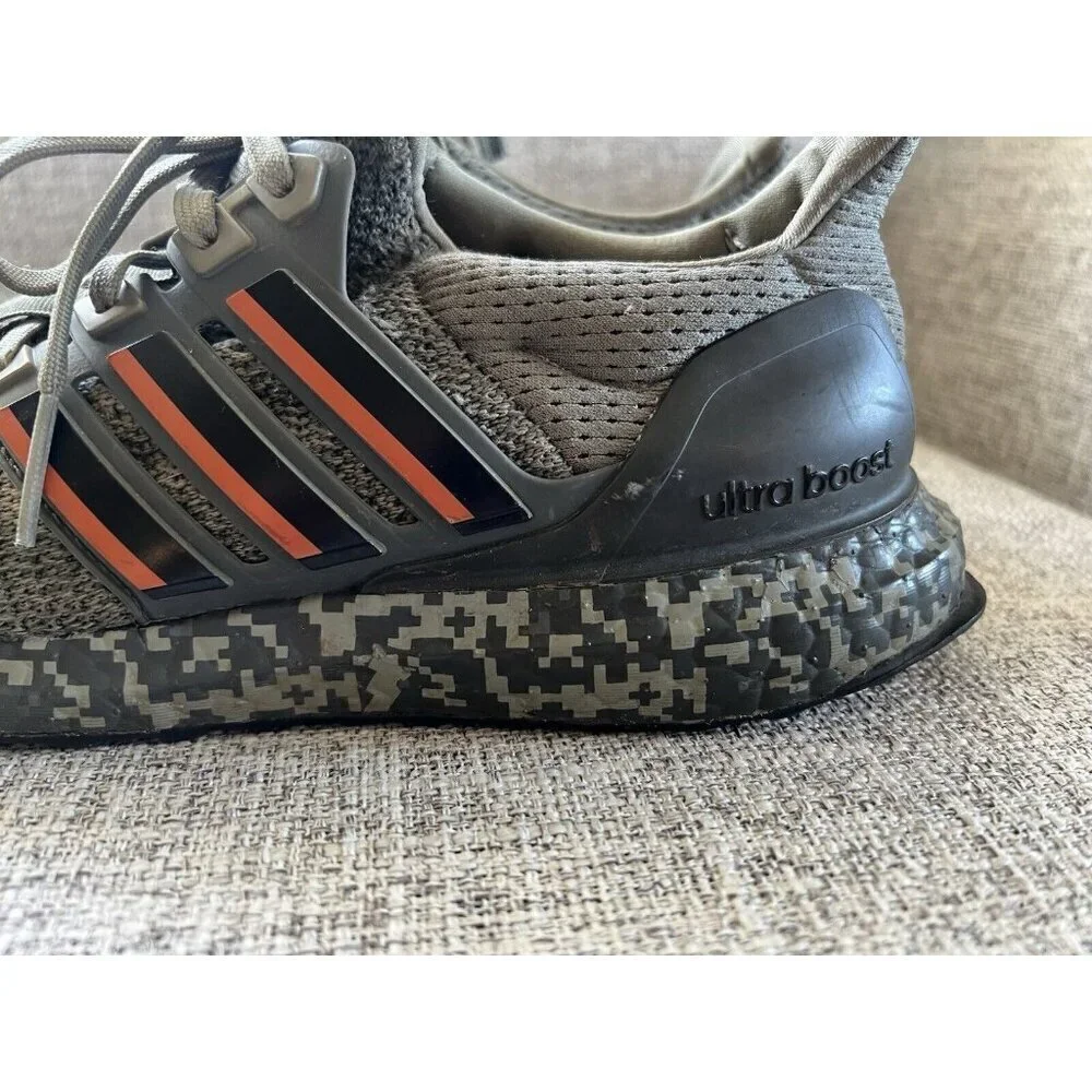 Adidas Ultra Boost DNA Digital Camo Sneakers Mens 7 Legend Earth Green H68068